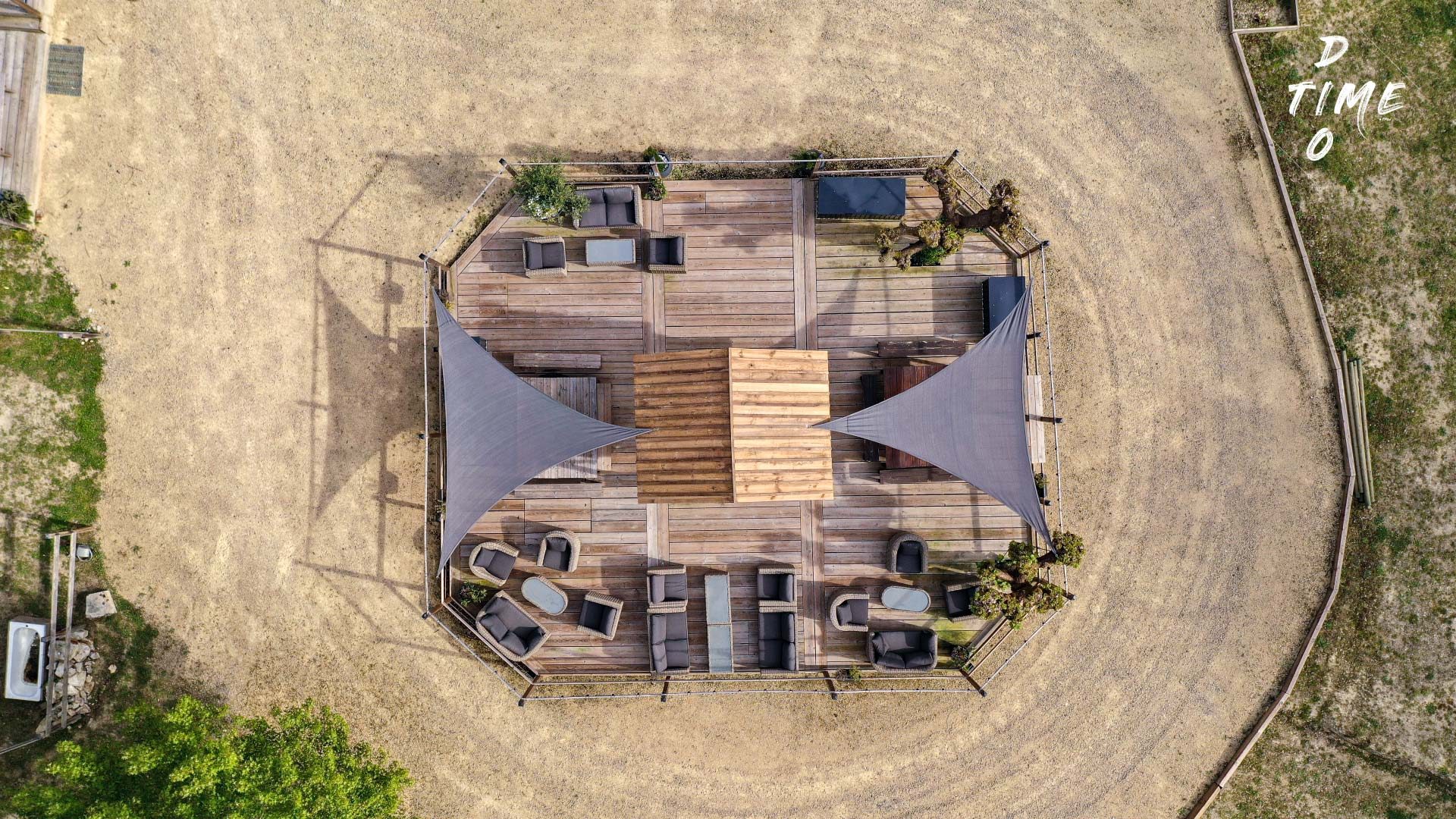 MOUSTEY-3_diotime-production-freelance-bordeaux-video-drone-diotime-production-freelance-bordeaux-video-drone-000